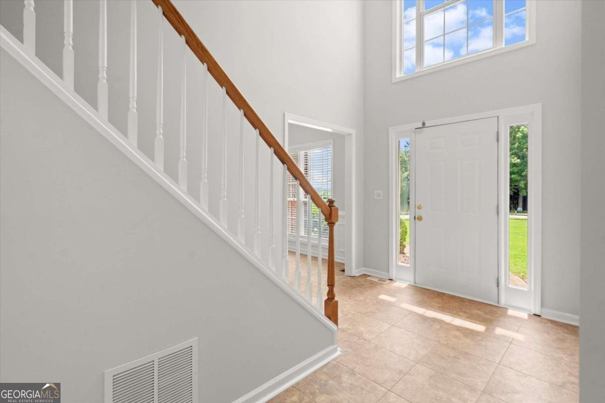 194 Lake Ruby Drive Suwanee - 10
