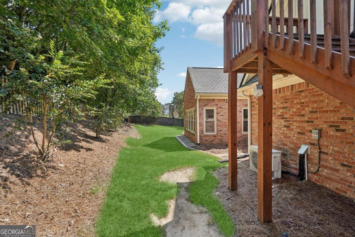 601 Redwood Lane Canton - 33