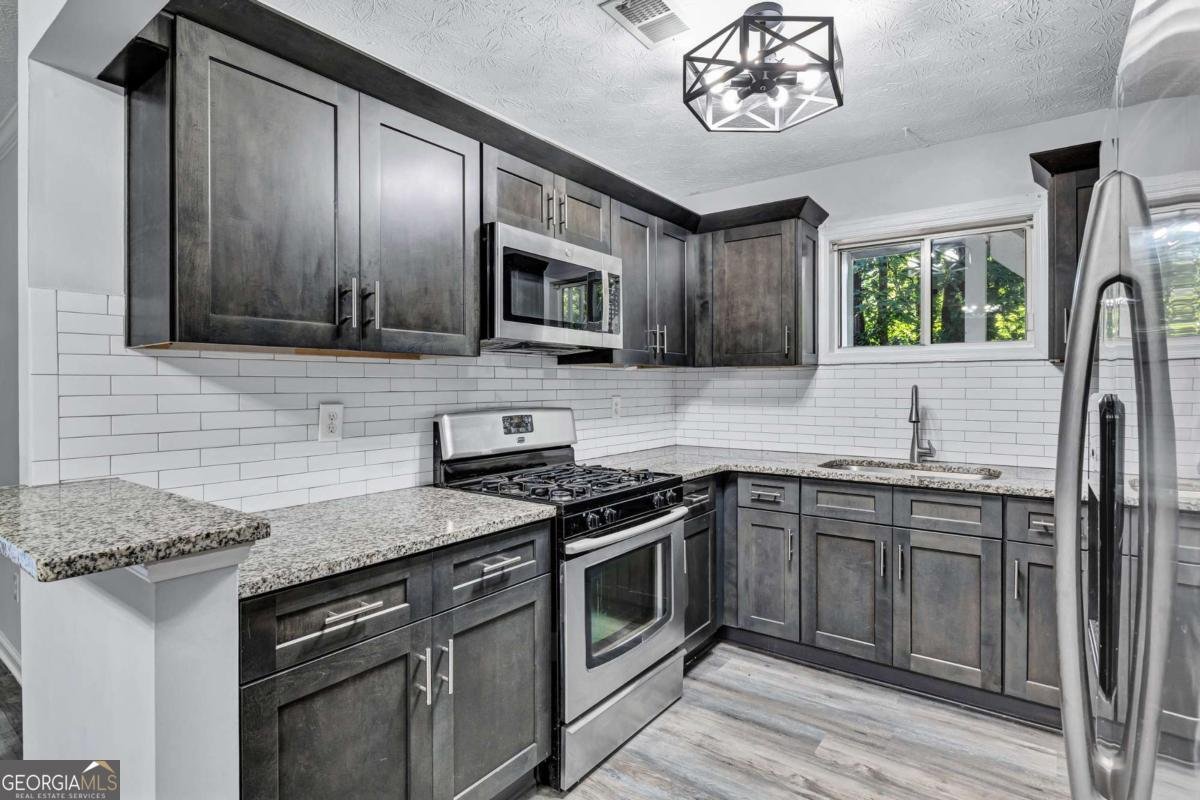 1641 Raleigh Circle Marietta - 11