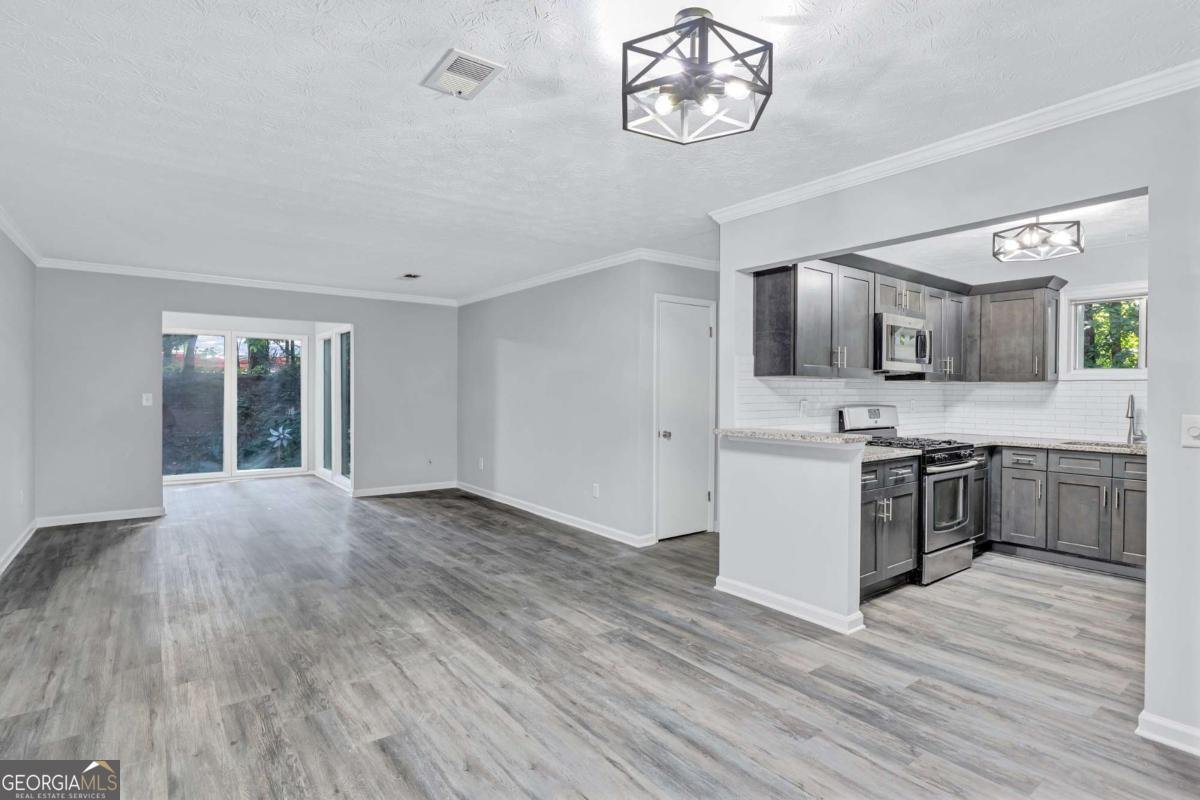 1641 Raleigh Circle Marietta - 8