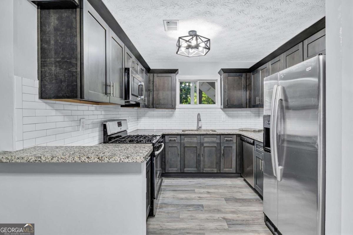 1641 Raleigh Circle Marietta - 9