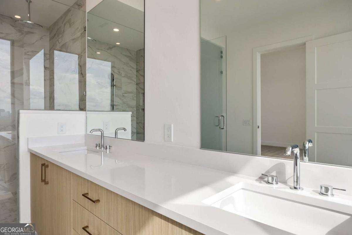 2425 Peachtree Road Atlanta - 33