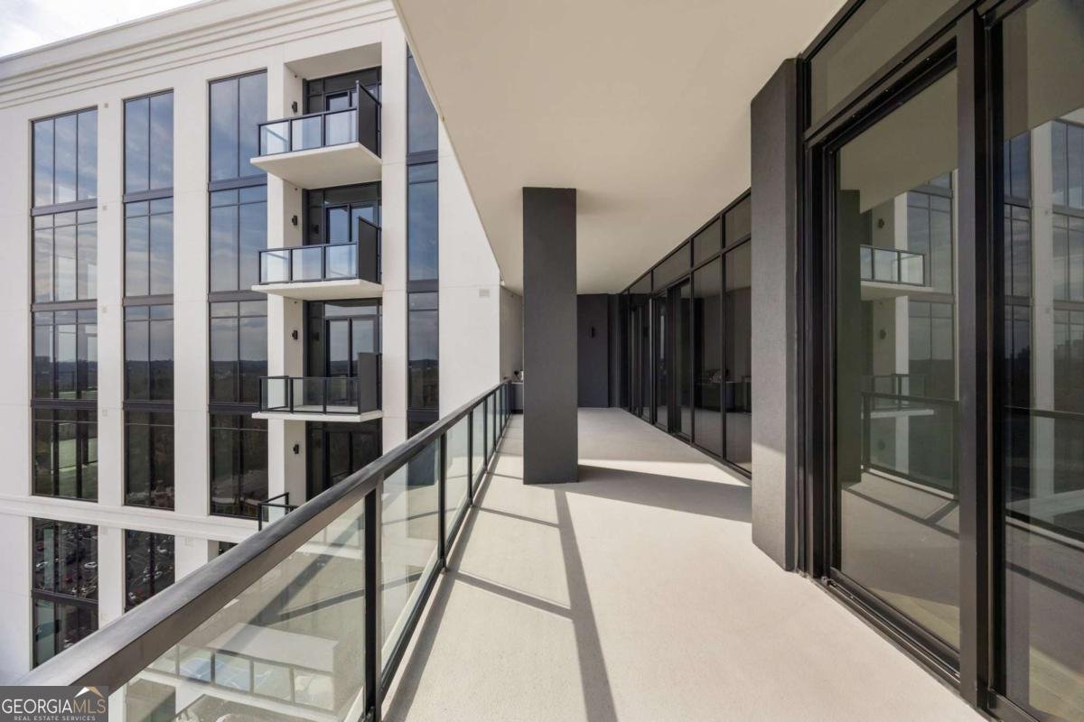 2425 Peachtree Road Atlanta - 36