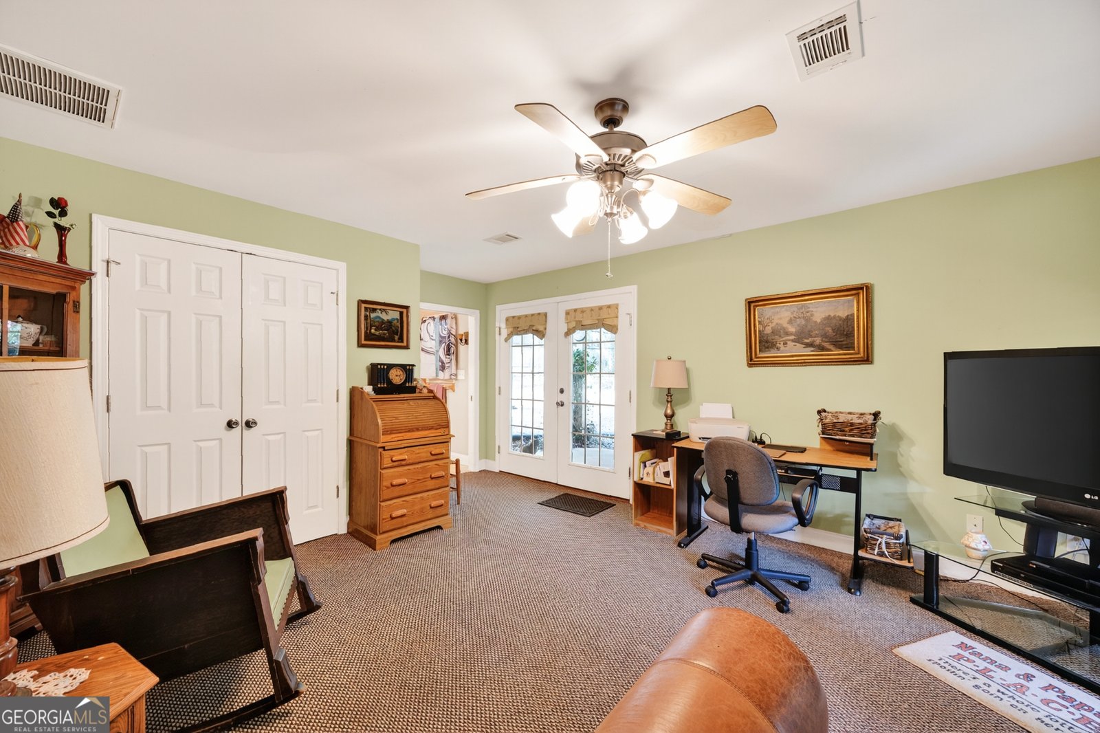 209 Needlecrest Drive Gray - 9