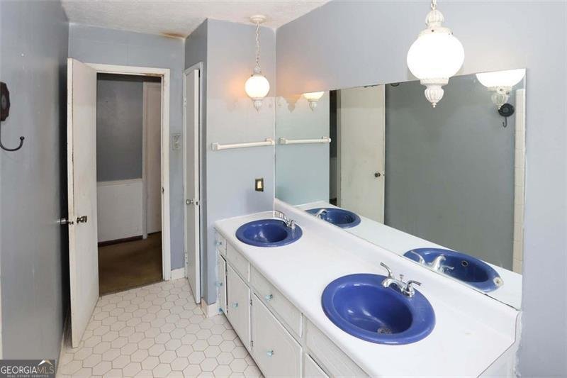 3462 FAIRVIEW Road Covington - 34