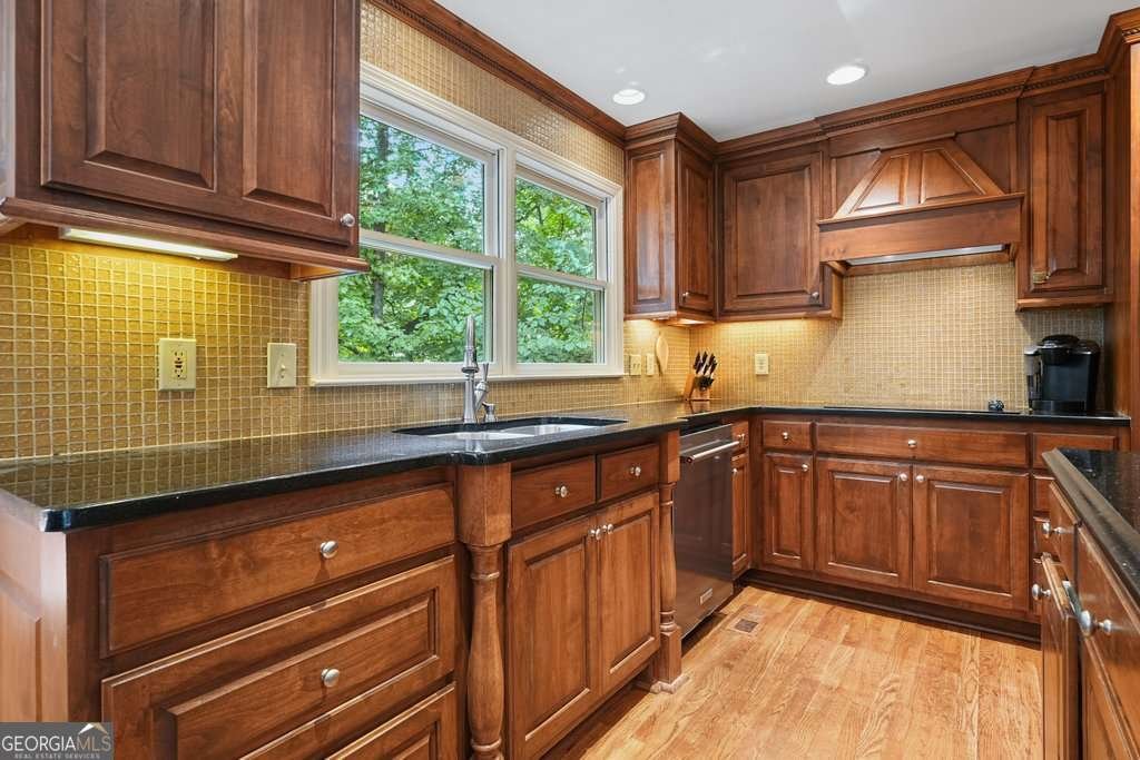 1045 Martin Ridge Road Roswell - 12