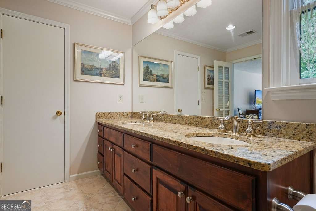 1045 Martin Ridge Road Roswell - 32