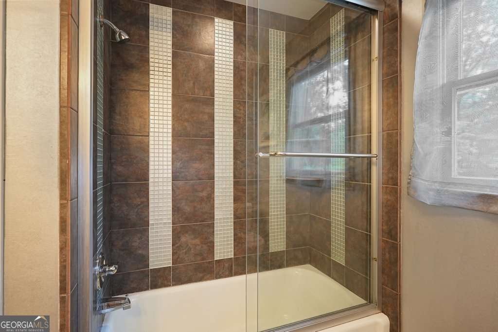 1045 Martin Ridge Road Roswell - 40