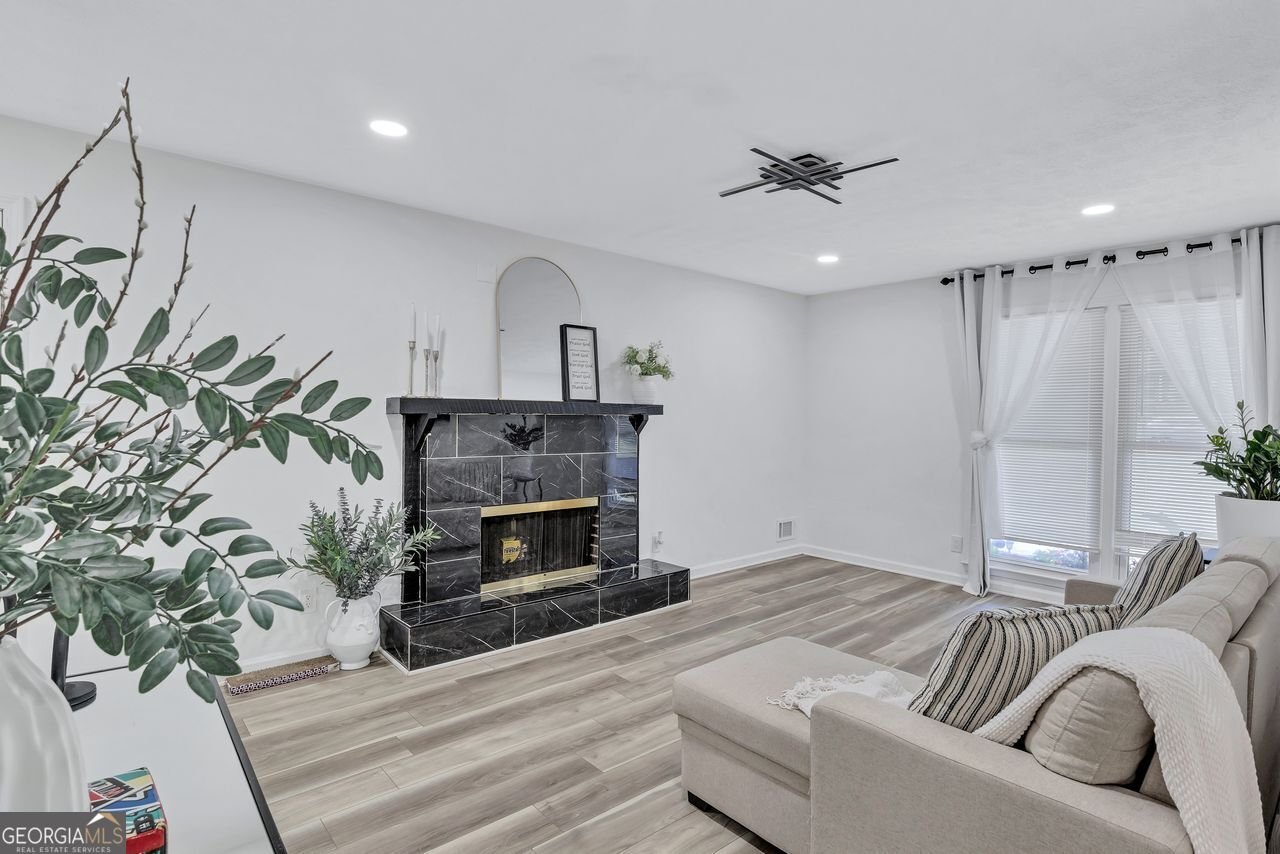 175 HUNTERS Fayetteville - 23