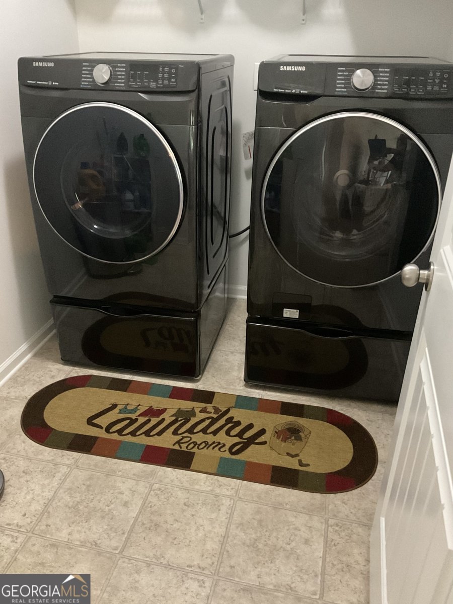 1584 Nations Trail Riverdale - 24