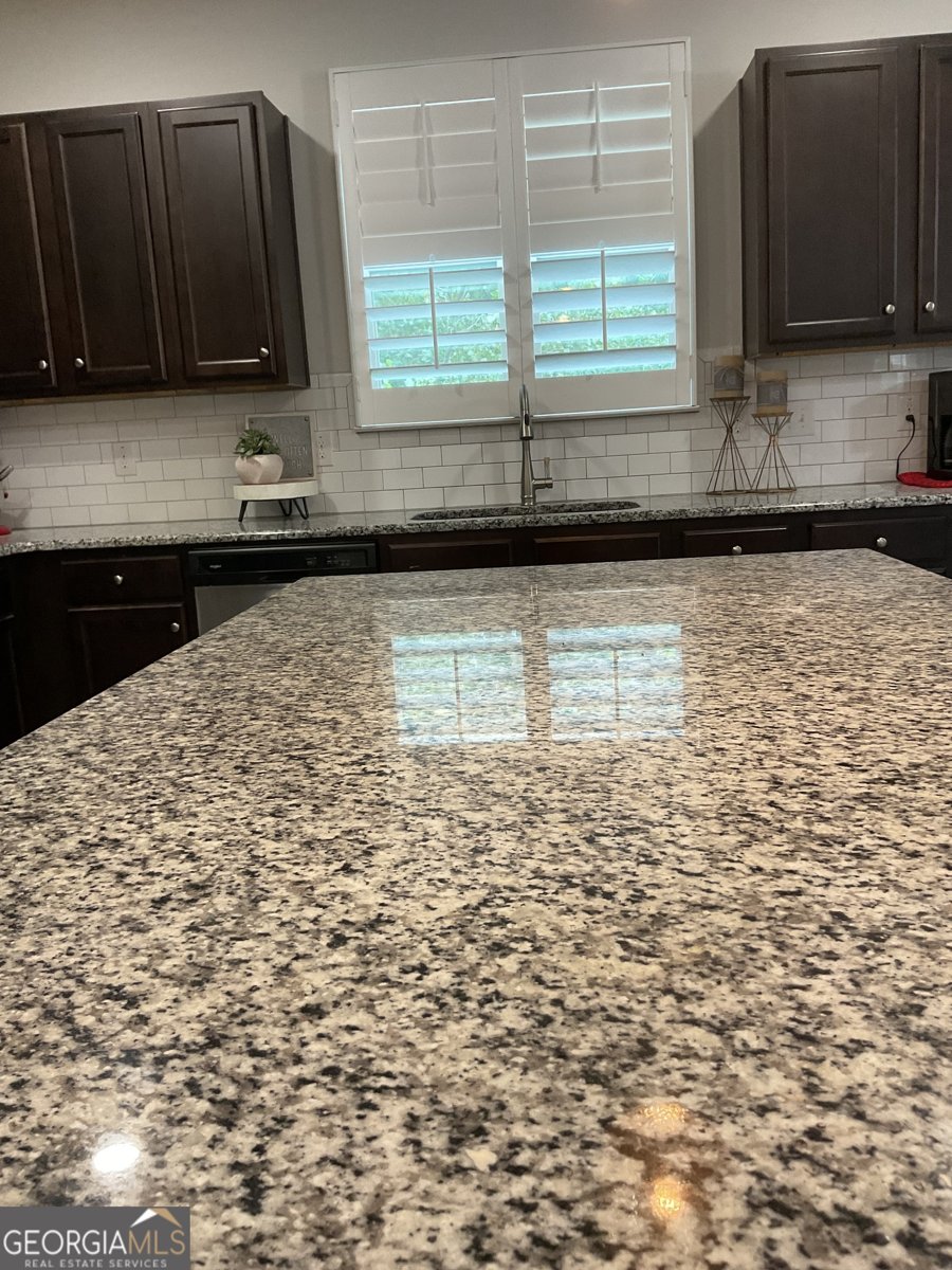 1584 Nations Trail Riverdale - 8