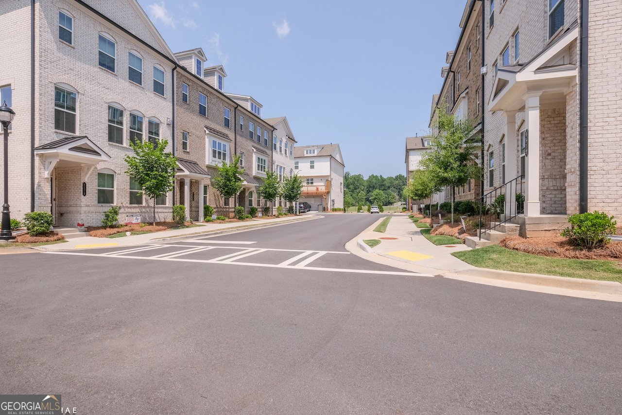 2247 Pink Hawthorn Drive Buford - 41