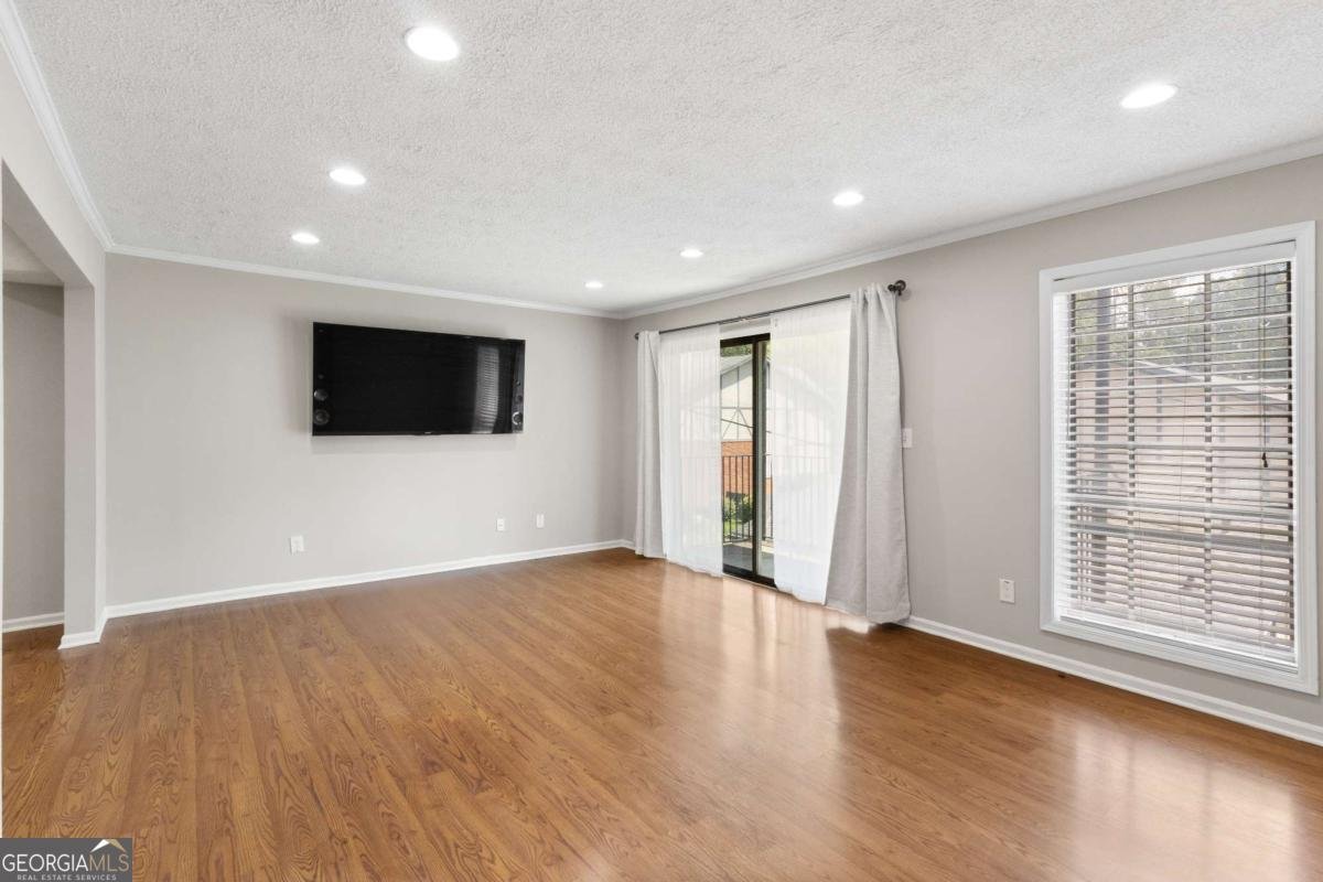 6851 Roswell Road Atlanta - 6