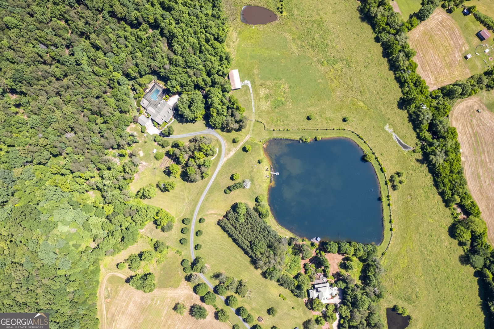 6249 Ben Parks Road Murrayville - 75