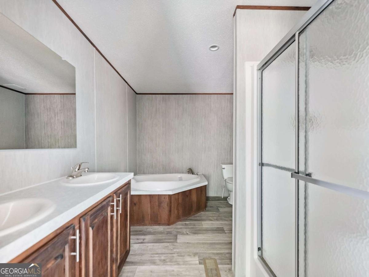 251 Cedar Ridge Drive Commerce - 24