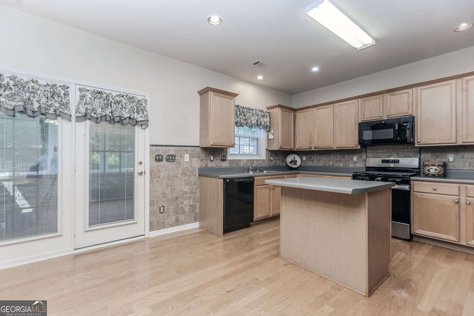 3327 Seneca Farm Drive Buford - 10