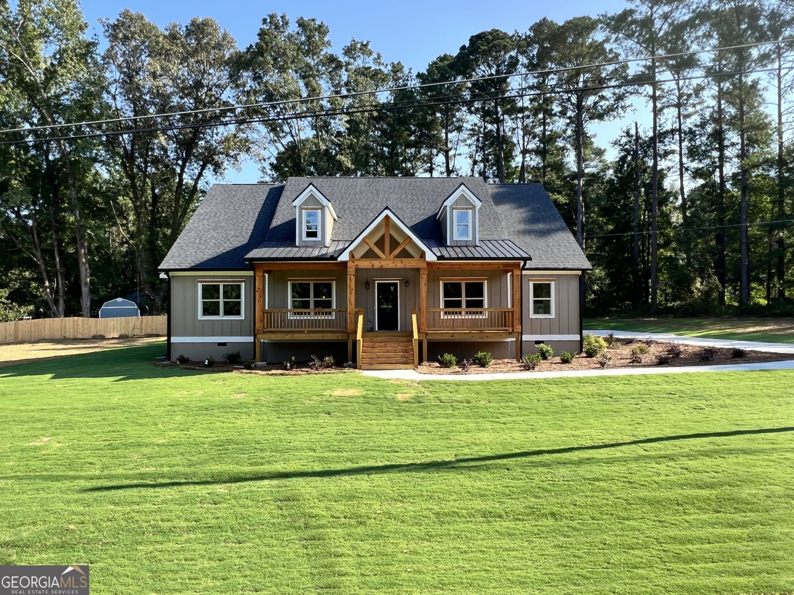 1841 FLAT SHOALS Road Conyers - 1