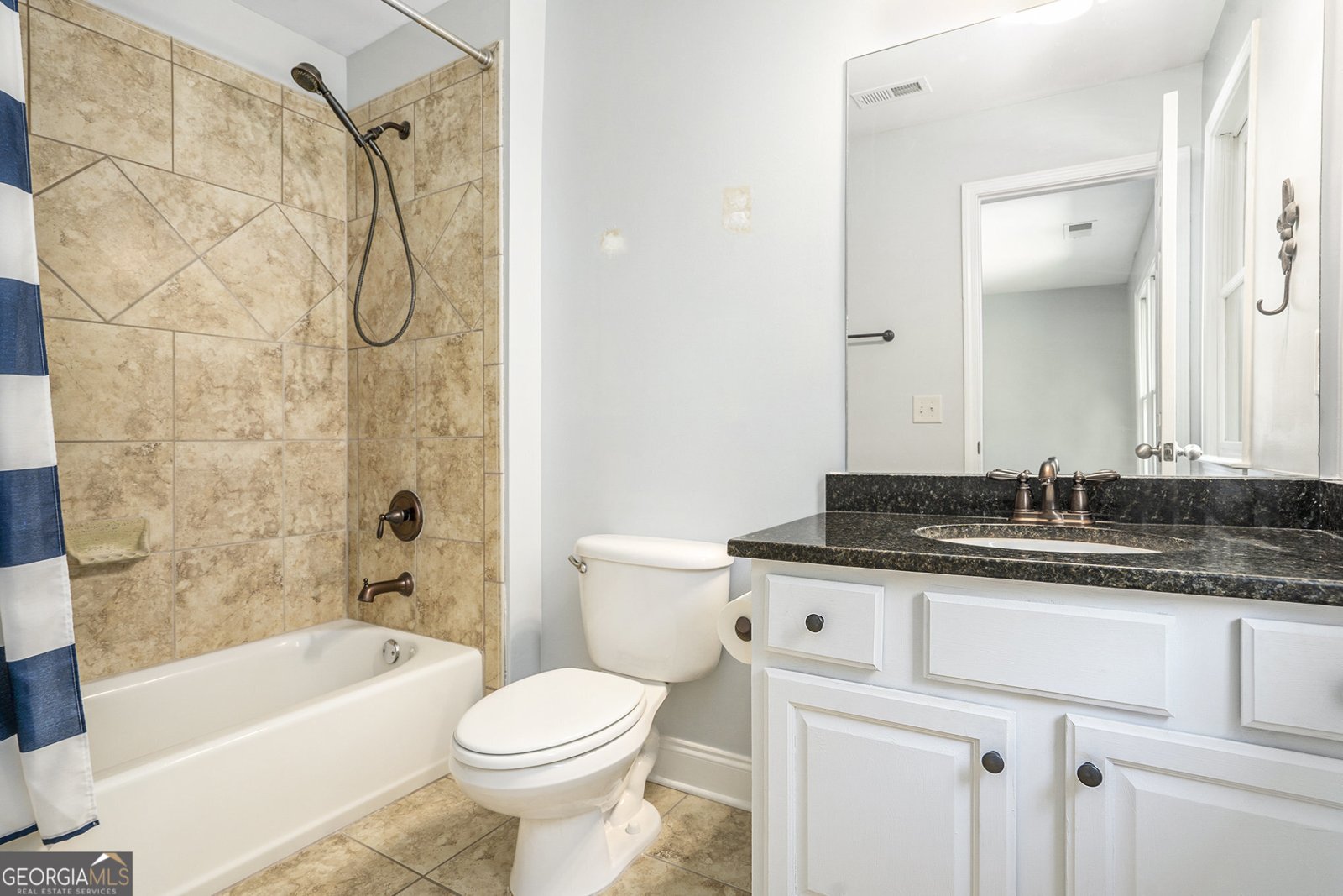 128 Brookfield Court White - 15