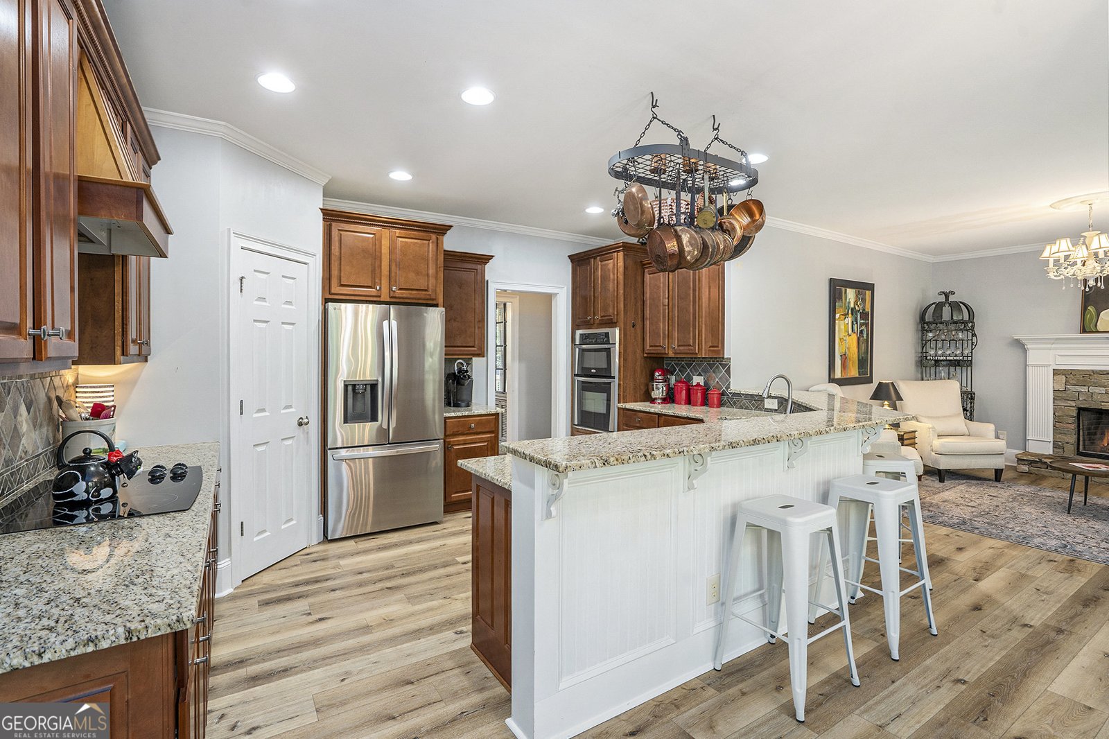 128 Brookfield Court White - 3