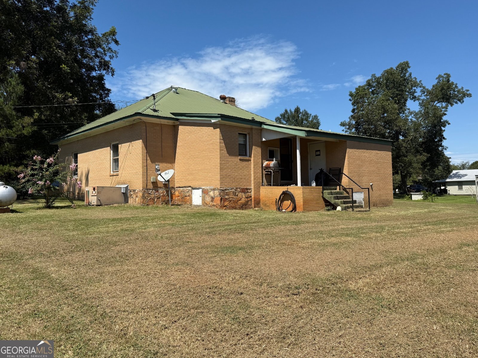 1600 Grant Ave Manchester - 34
