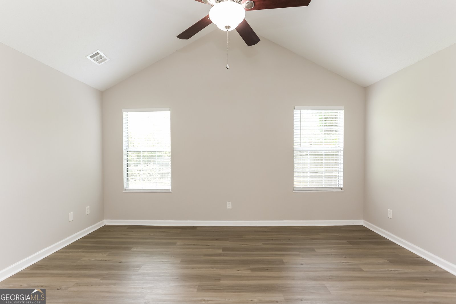 5910 Ravensway Drive Lithonia - 11