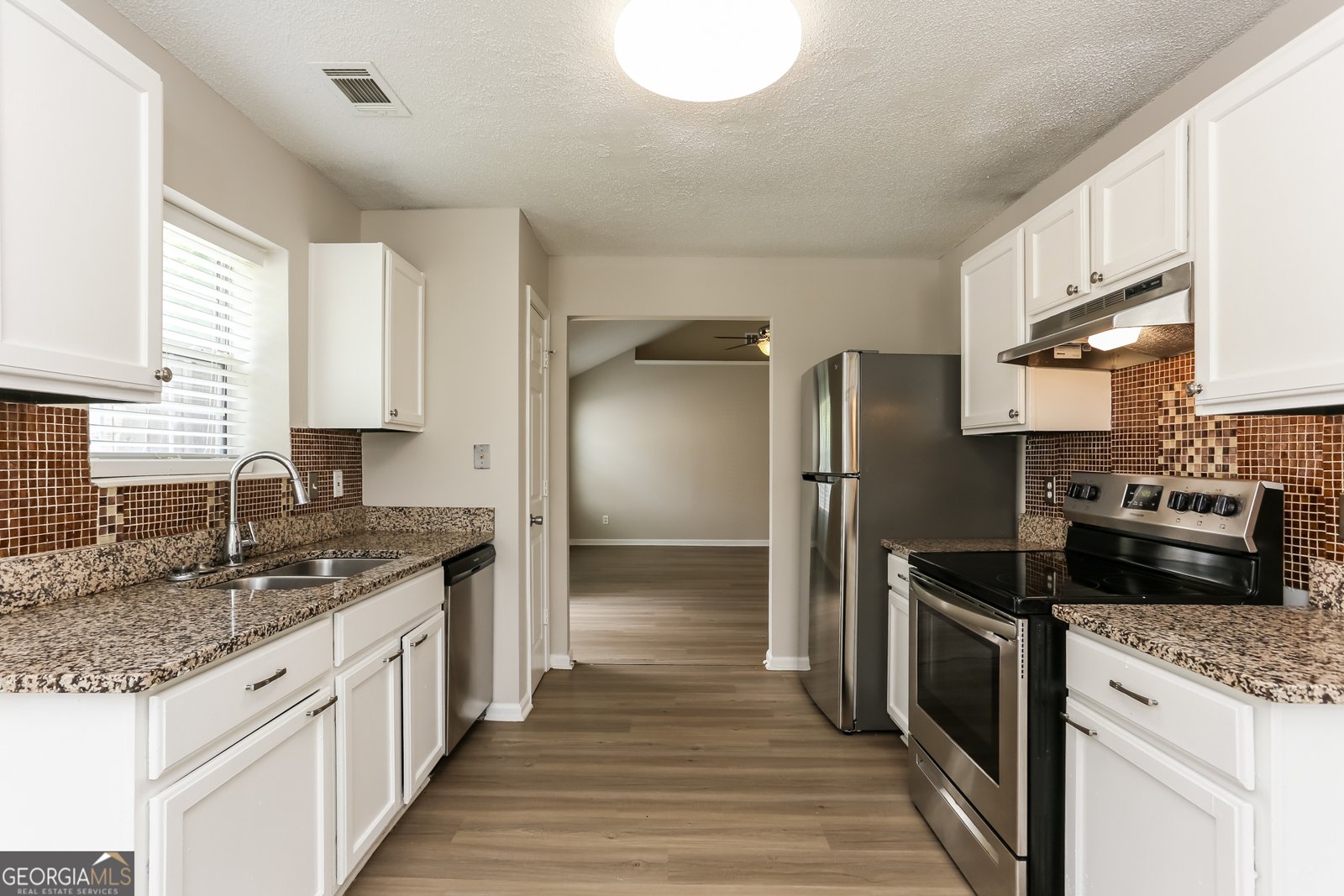 5910 Ravensway Drive Lithonia - 7