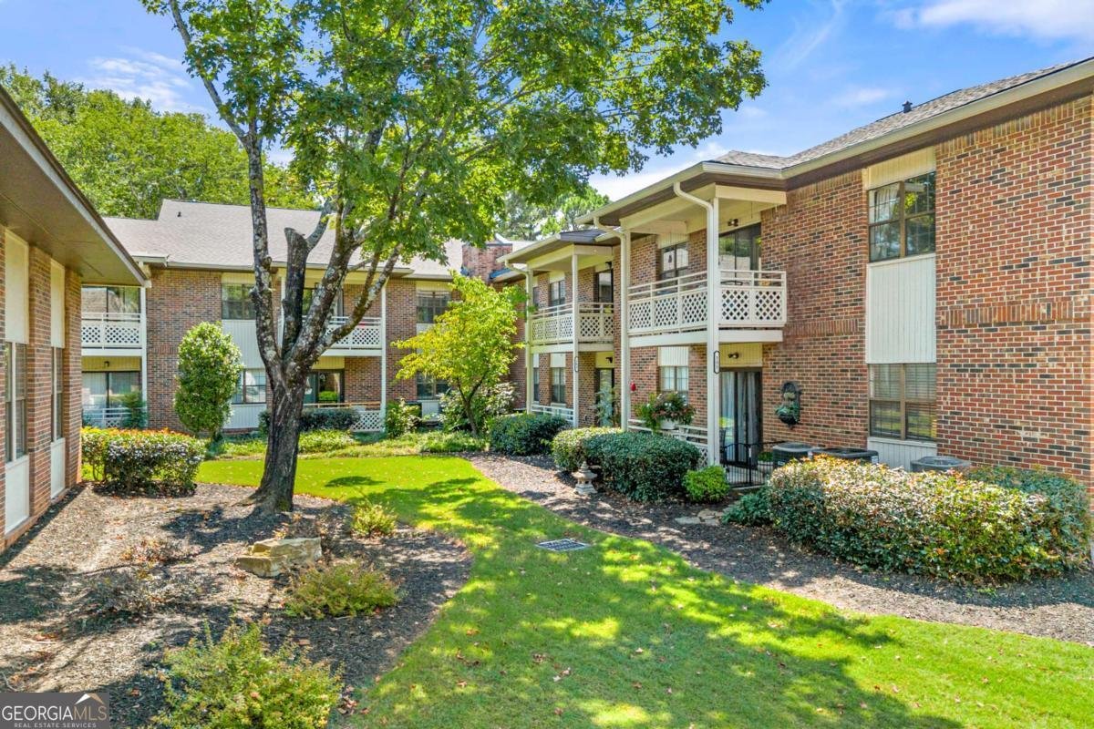 475 Mount Vernon Highway Atlanta - 21