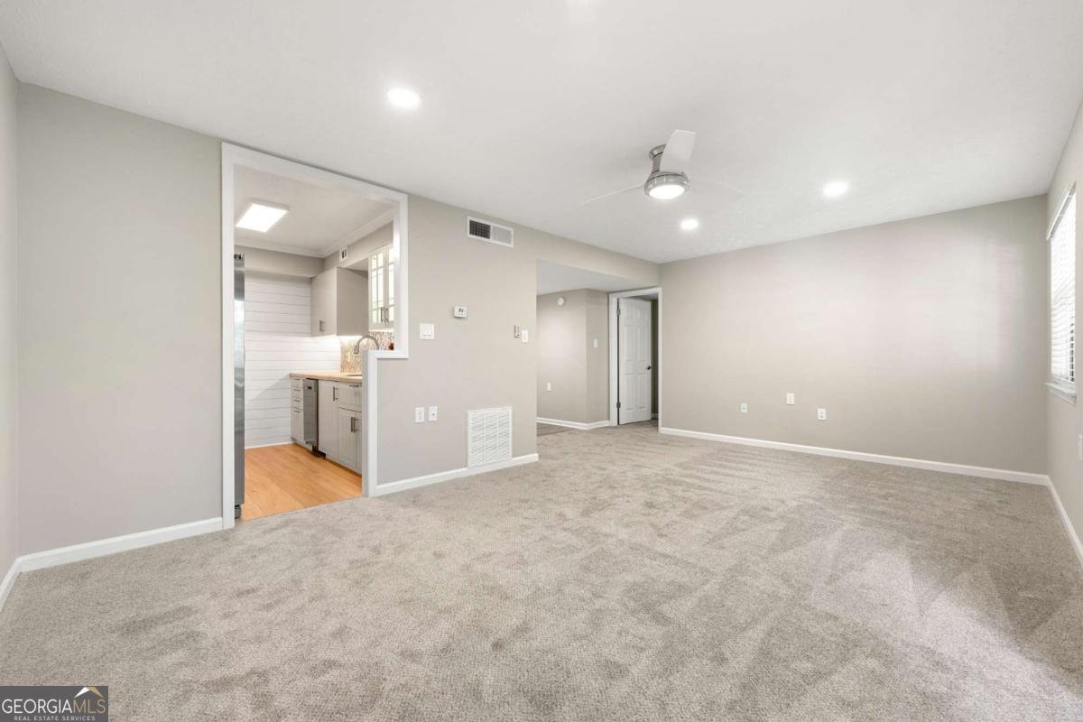 475 Mount Vernon Highway Atlanta - 4