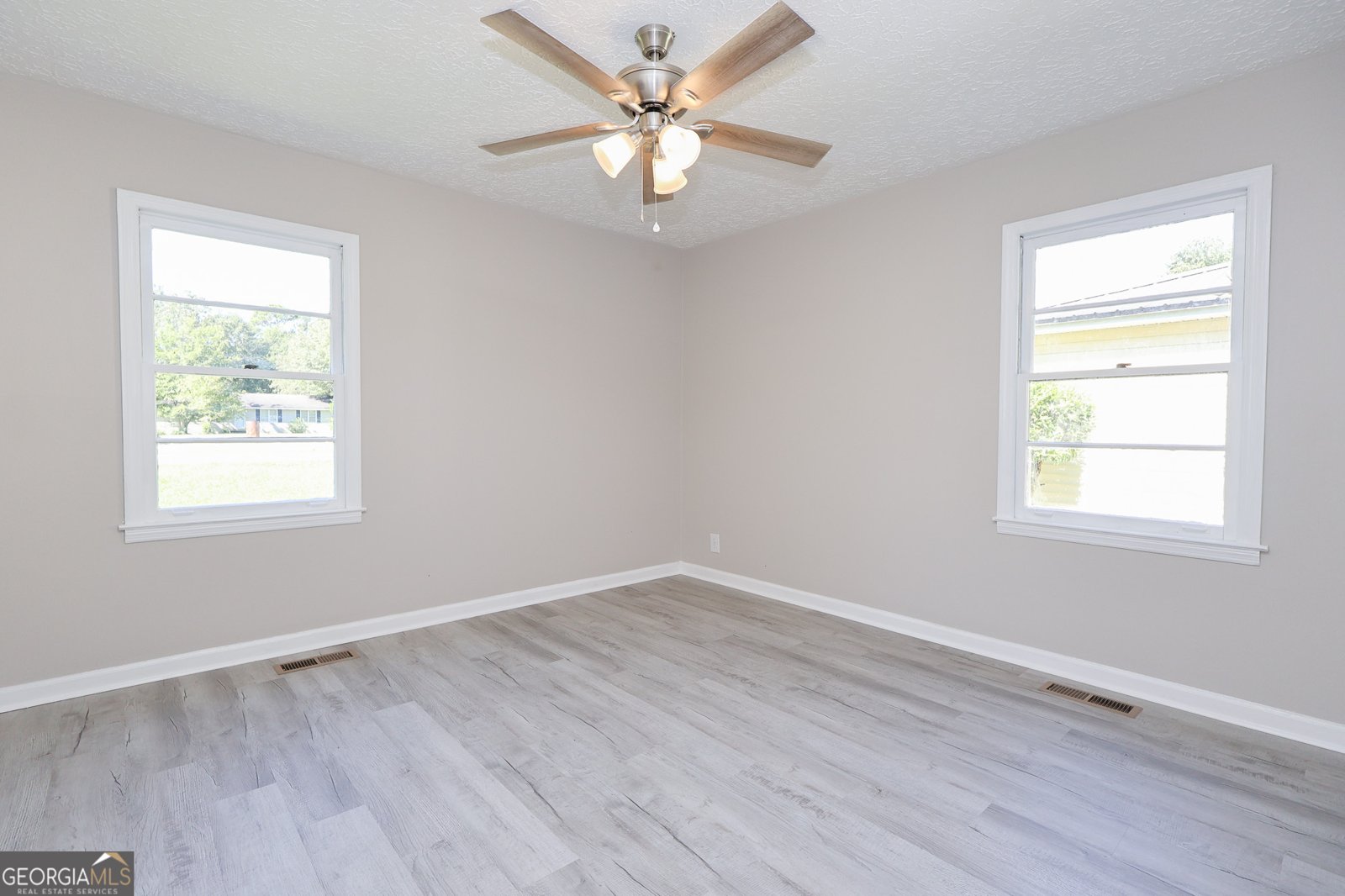 119 4th Street Cochran - 15