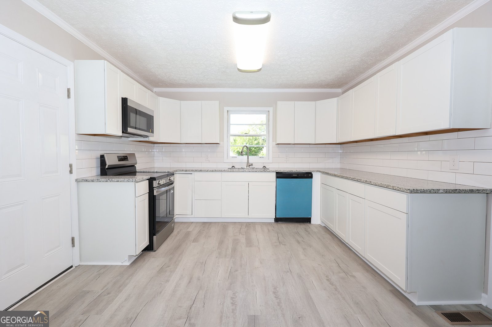 119 4th Street Cochran - 6