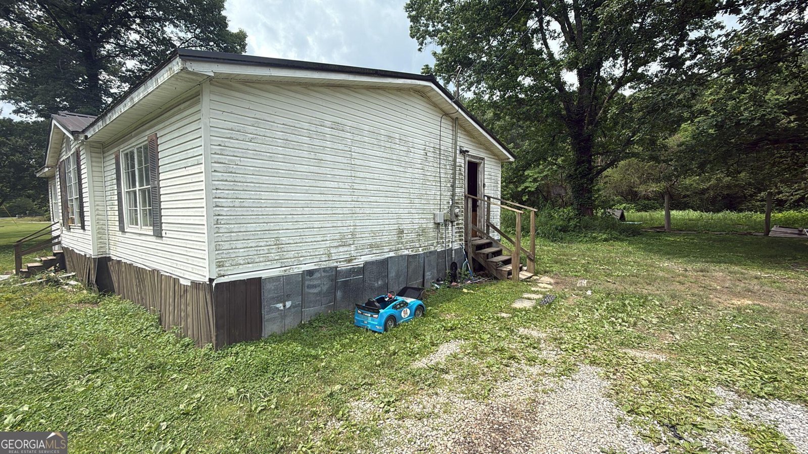 1255 Ridgeway Drive Trion - 2