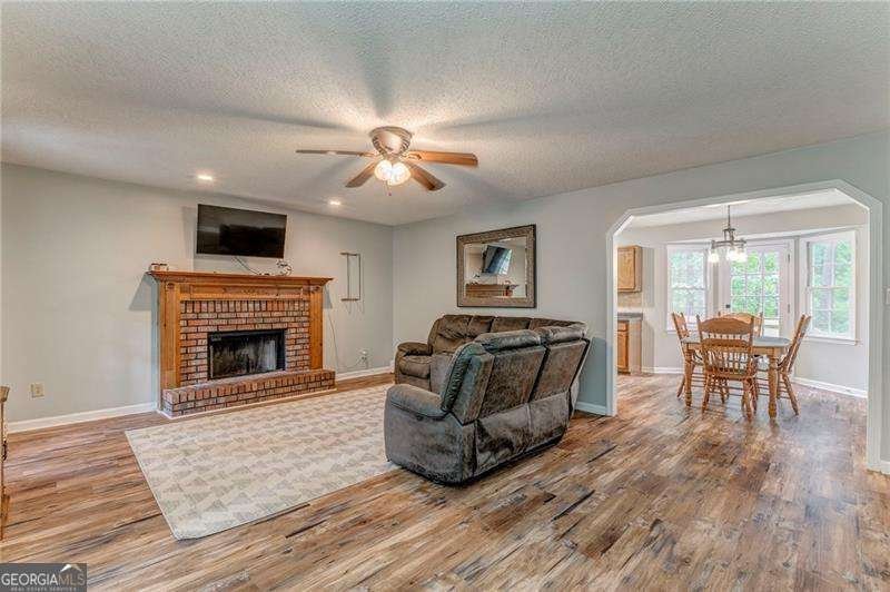 58 REGENT Court Douglasville - 9