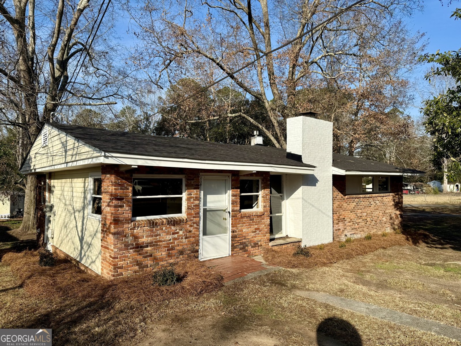 609 Hillcrest Drive Thomson - 1