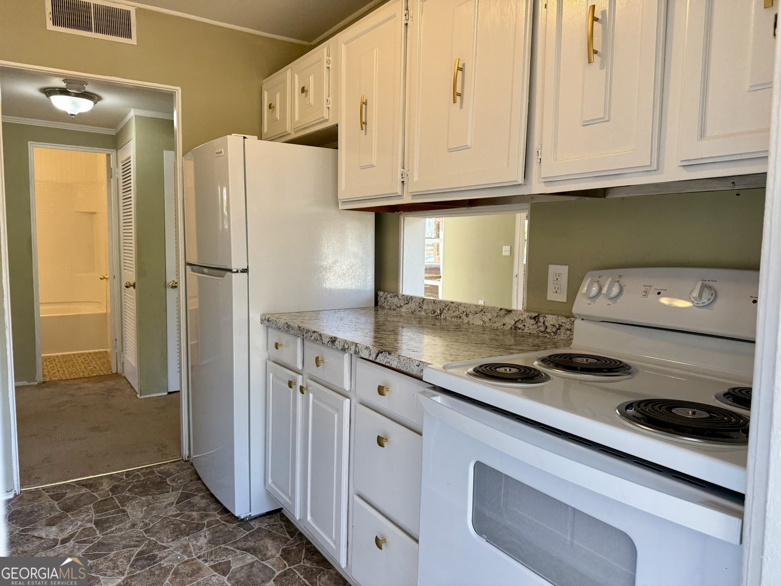 609 Hillcrest Drive Thomson - 11