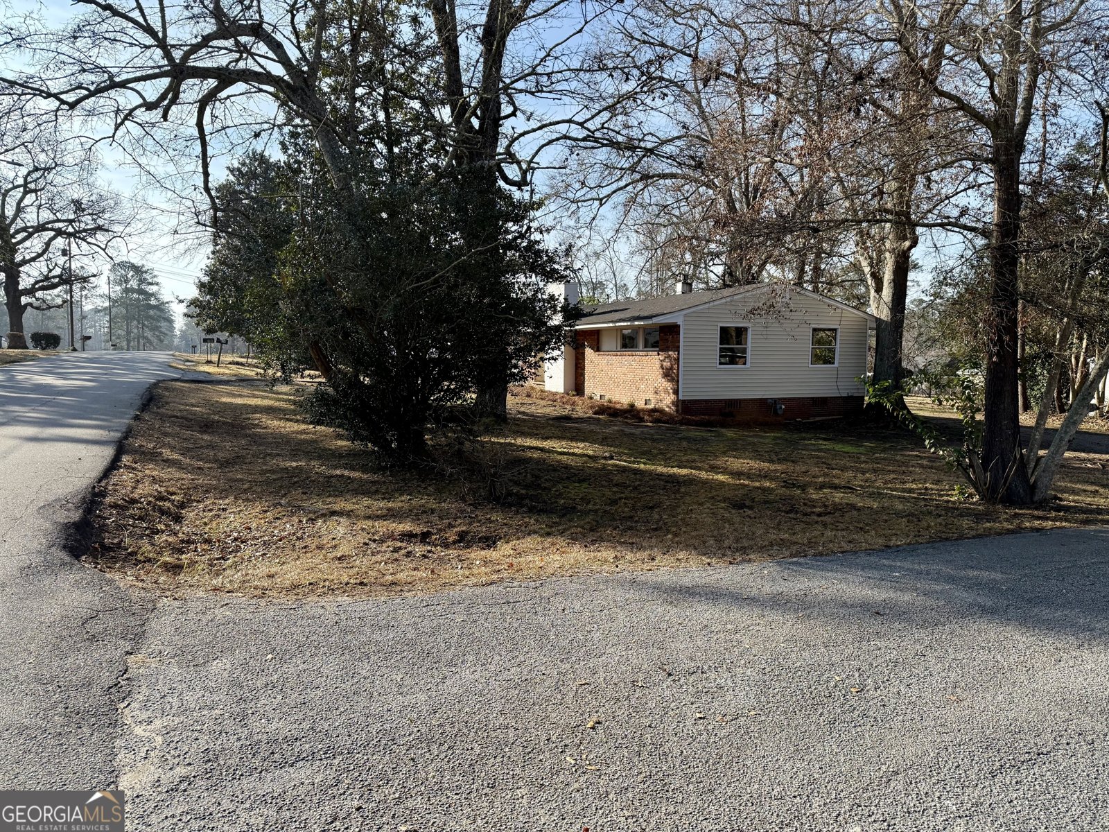 609 Hillcrest Drive Thomson - 4