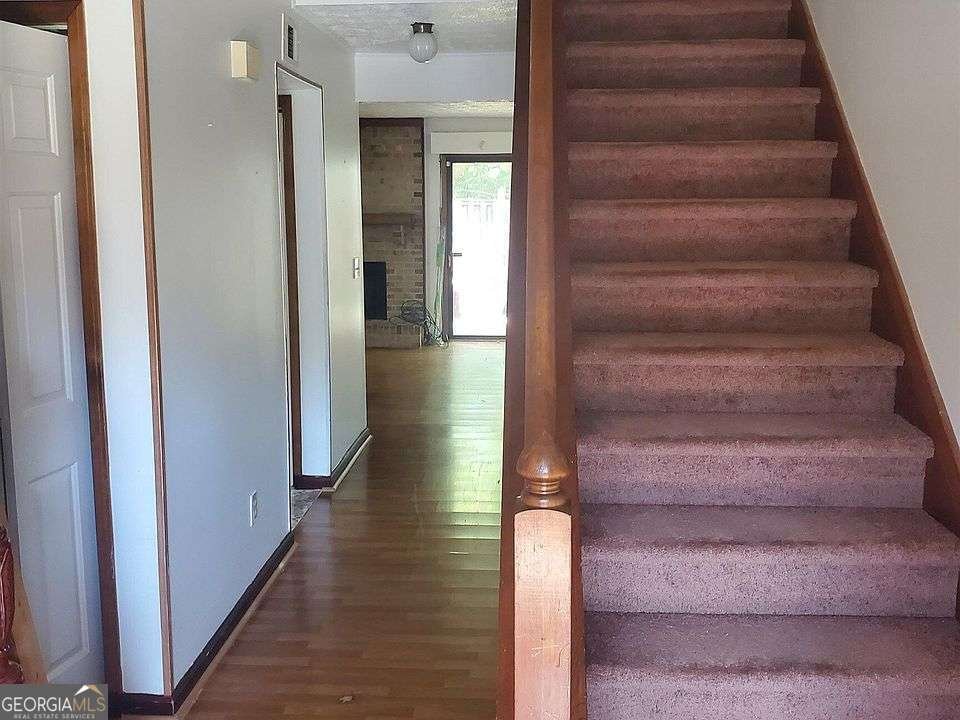 1481 Stoneleigh Circle Stone Mountain - 2