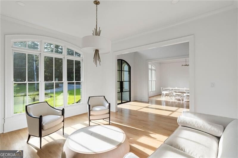 4715 Lake Forrest Drive Atlanta - 25