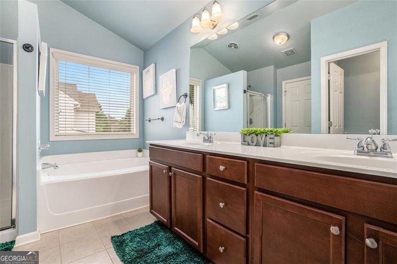 230 HALEYS Court Woodstock - 18