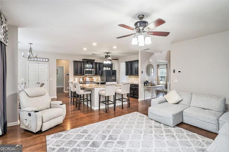 230 HALEYS Court Woodstock - 6