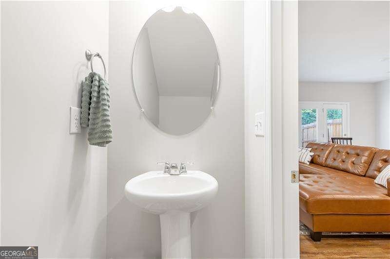 244 Grand Central Way Cartersville - 11