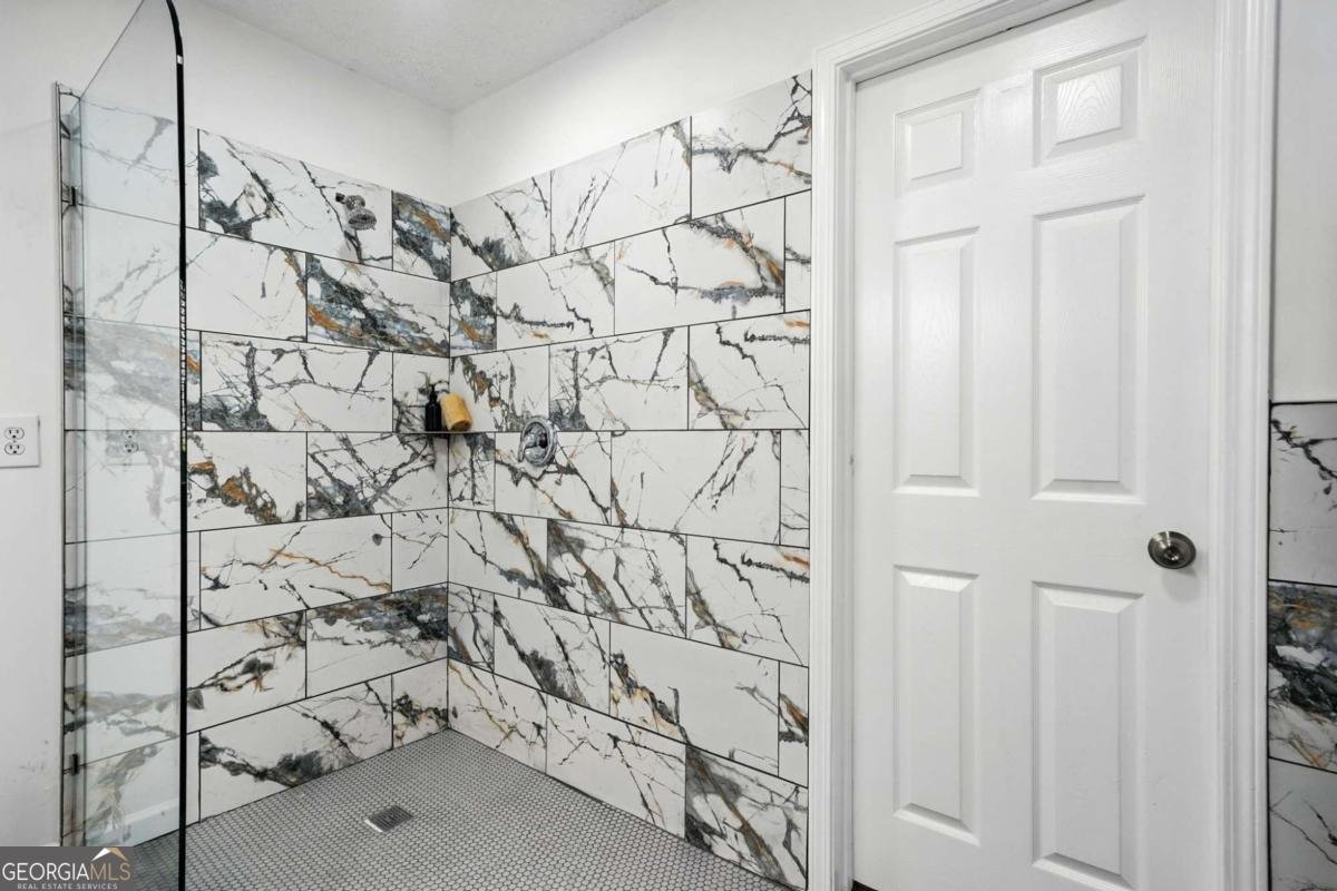 2867 Carmain Drive Marietta - 18