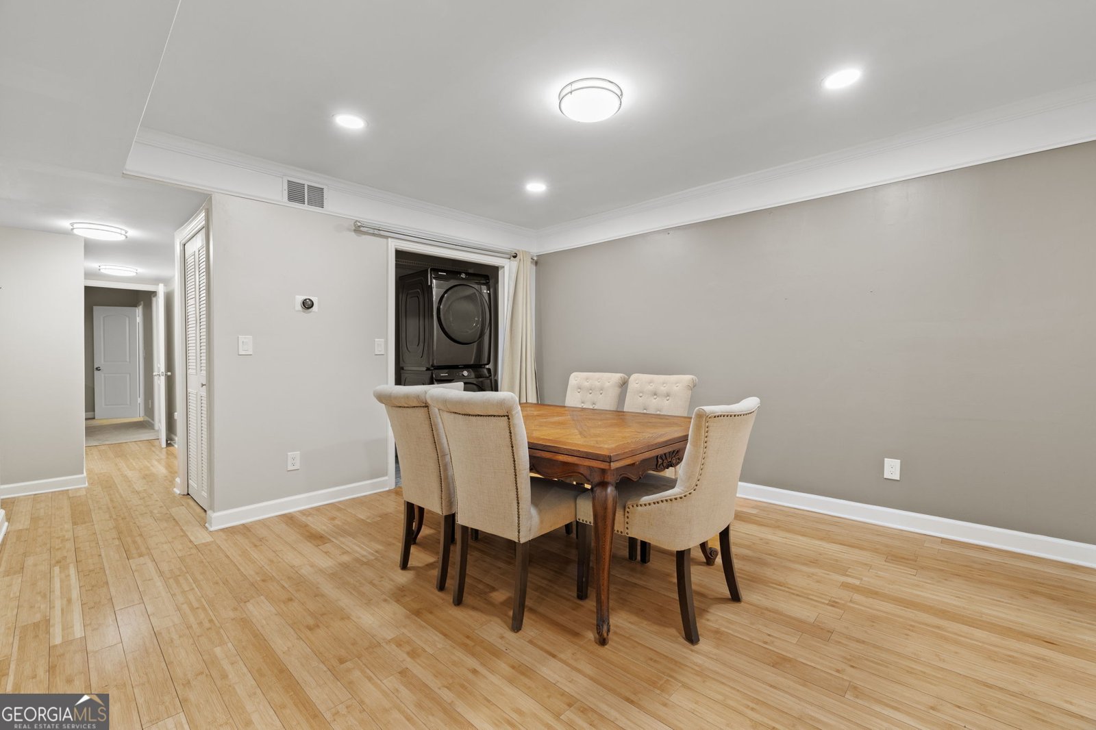 6851 Roswell Road Atlanta - 10