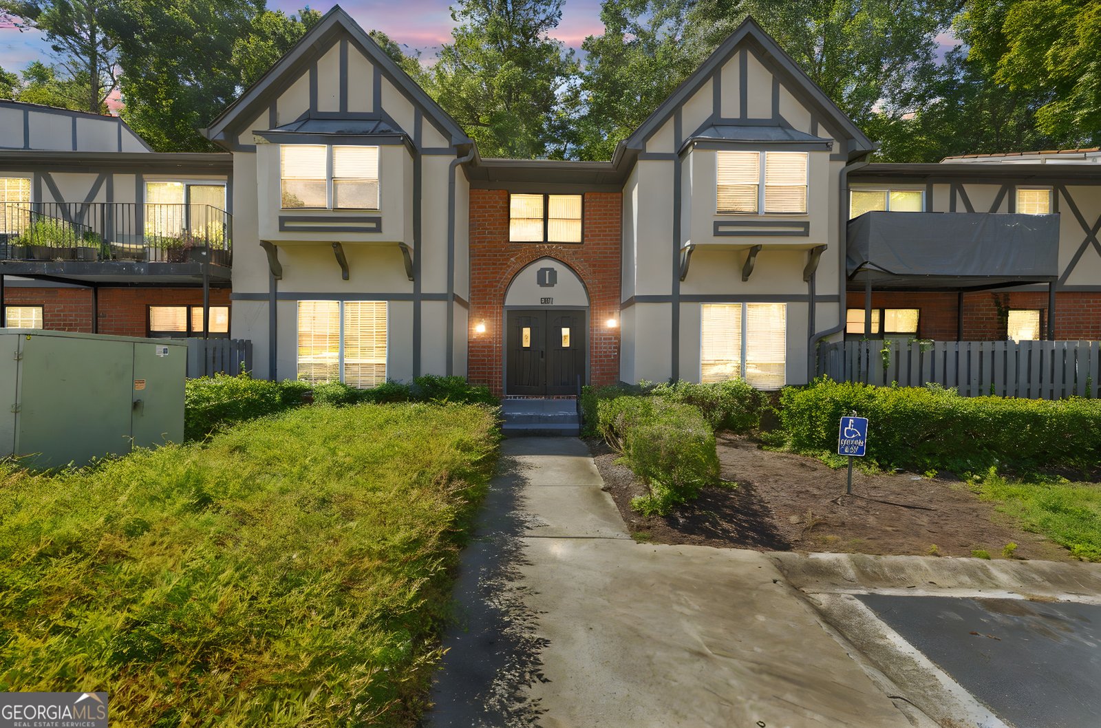 6851 Roswell Road Atlanta - 2