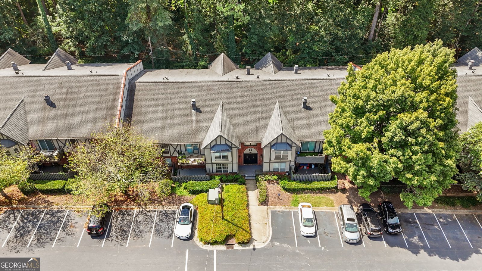 6851 Roswell Road Atlanta - 30