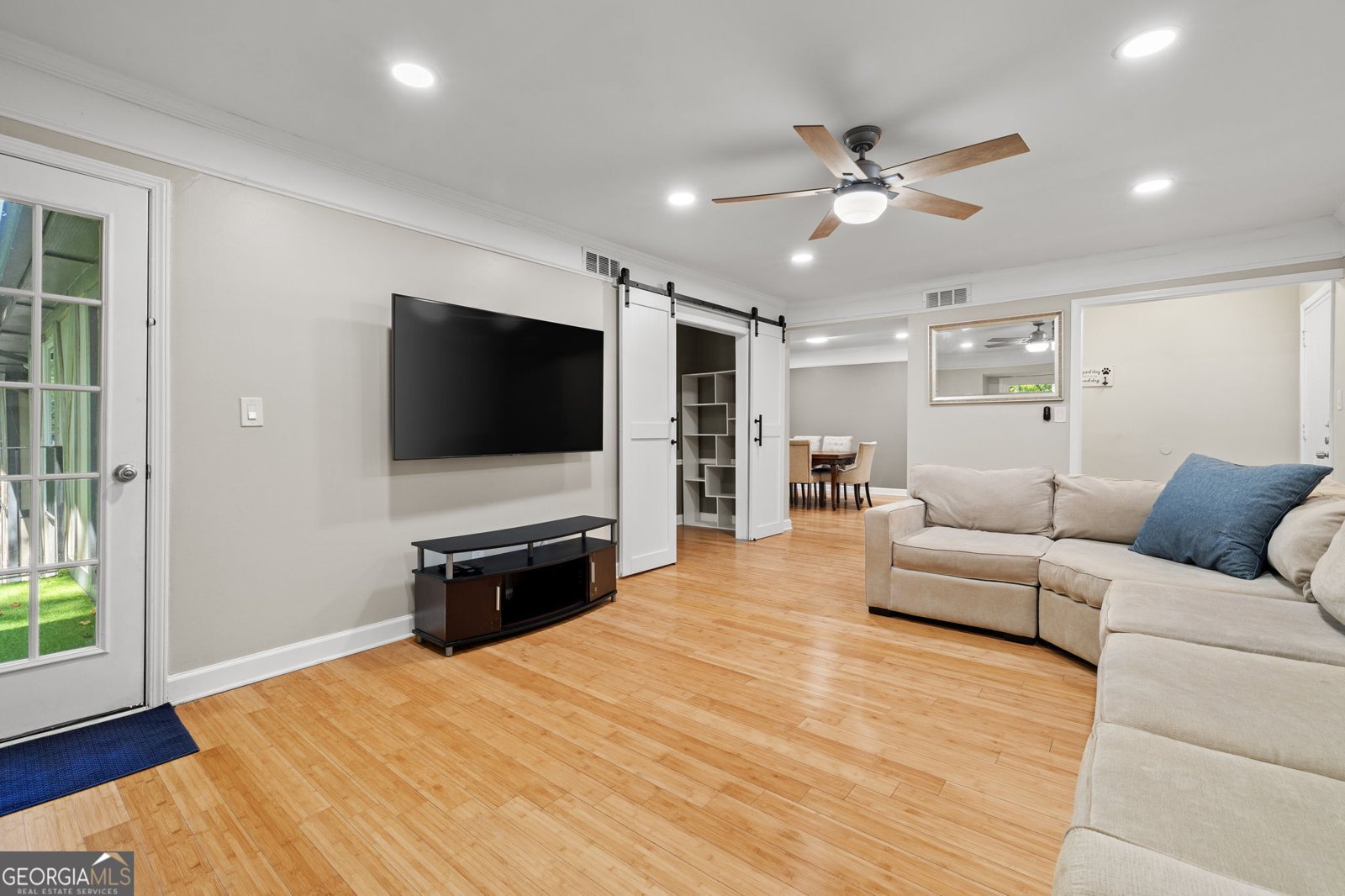 6851 Roswell Road Atlanta - 6