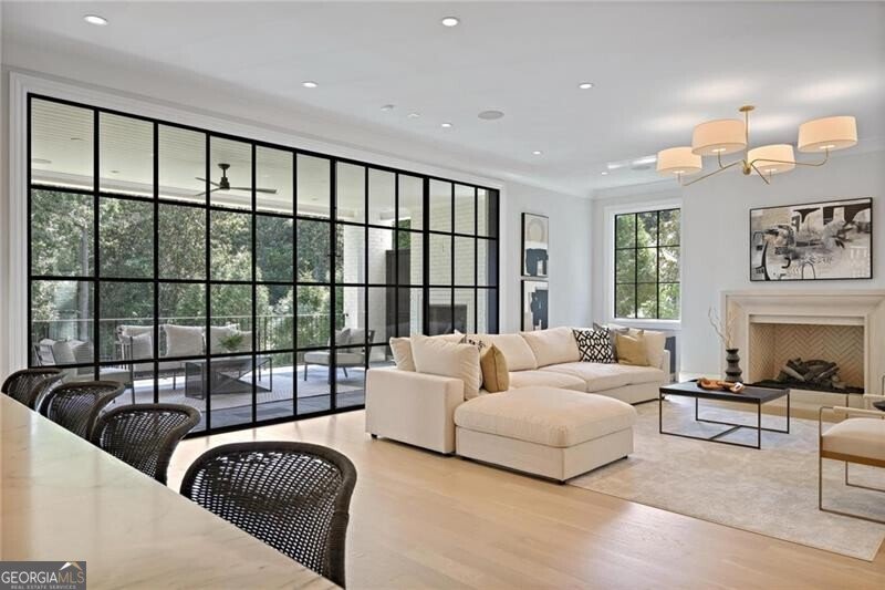 42 Blackland Road Atlanta - 10