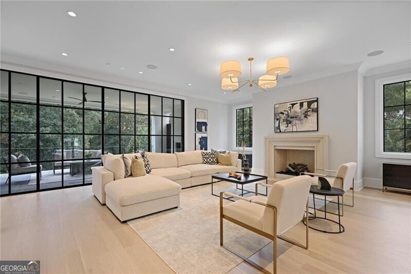 42 Blackland Road Atlanta - 17
