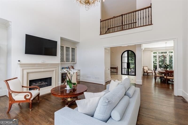 4526 Peachtree Dunwoody Road Atlanta - 14