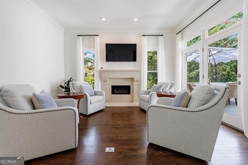 4526 Peachtree Dunwoody Road Atlanta - 20