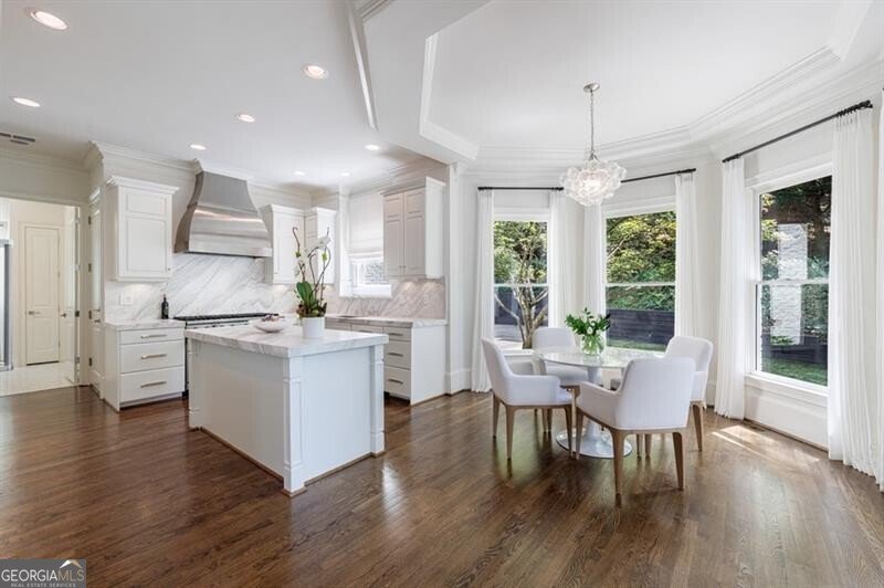 4526 Peachtree Dunwoody Road Atlanta - 22